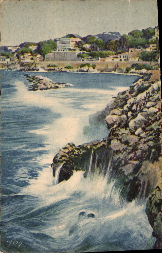 La Corniche — vue de la mer et des falaises à Marseille — éditeur : Les Éditions Jean Yvon, 14, rue de l'Église, Marseille - Frente
