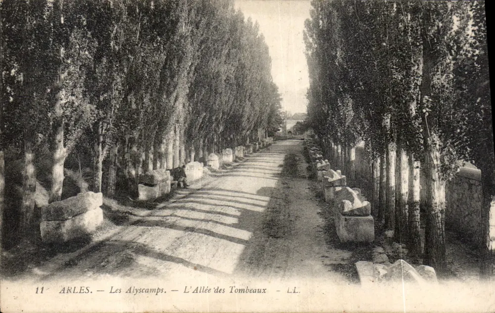 Arles — Os Alyscamps — A Avenida dos Túmulos — LL. - Frente
