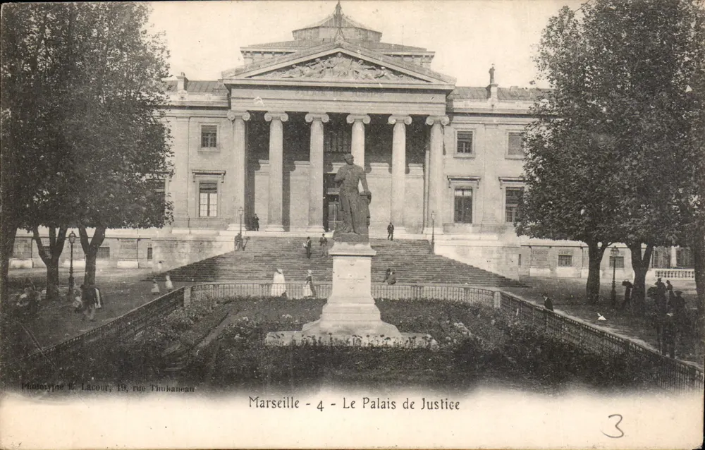 Marselha - O Palácio de Justiça — Fototipia E. Lacour, 19, rue Thubaneau — n° 3 - Frente