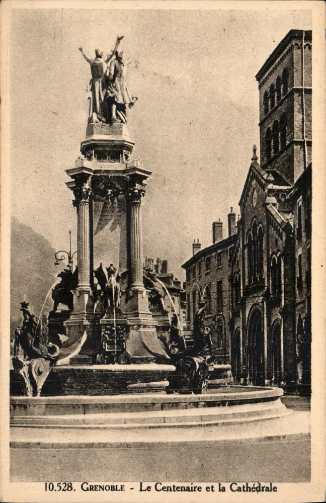 Grenoble - O Centenário e a Catedral — Héliogravure & Imprimeur Grenoble, n° 10.528 - Frente