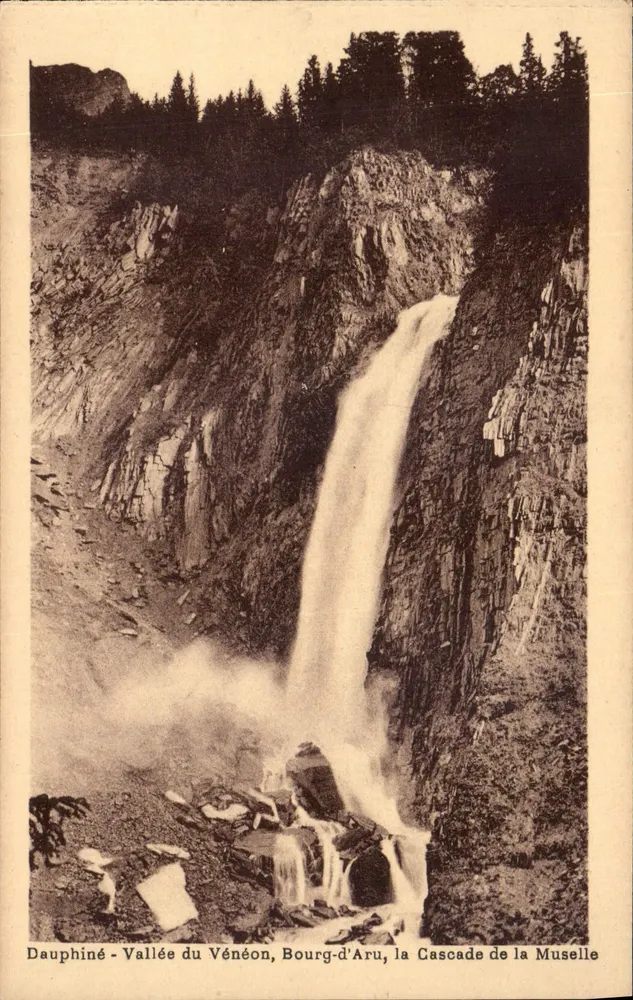 Muselle-Wasserfall — Dauphiné, Tal des Vénéon, Bourg-d'Aru - Vorderseite