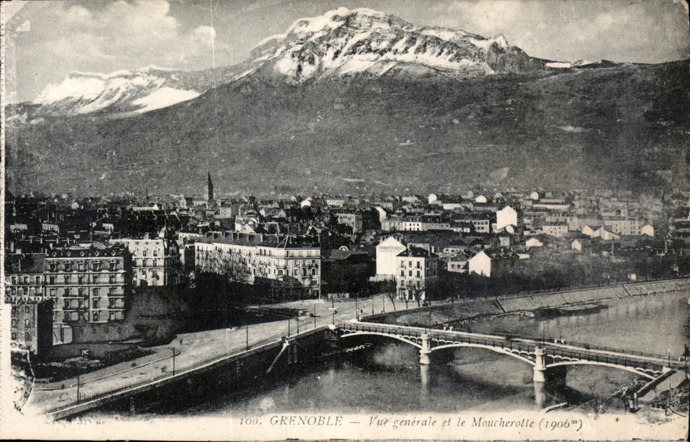 Grenoble — Vista geral e o Ponte Mouche rotte (1906) - Frente