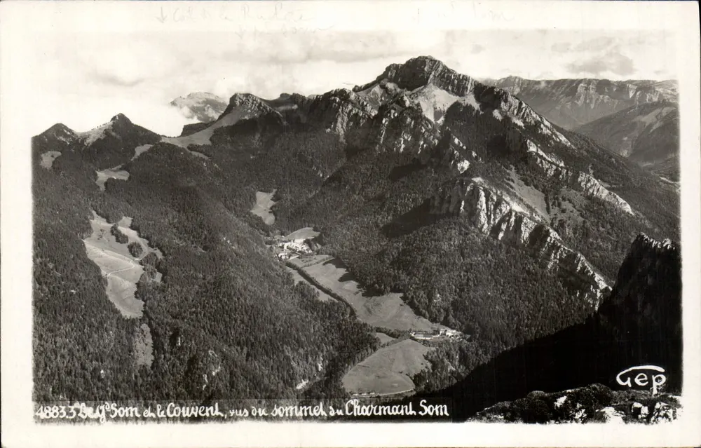 Der Châroumanh Som und die Couvent - Aussicht vom Gipfel des Châroumanh Som — Gep - Vorderseite
