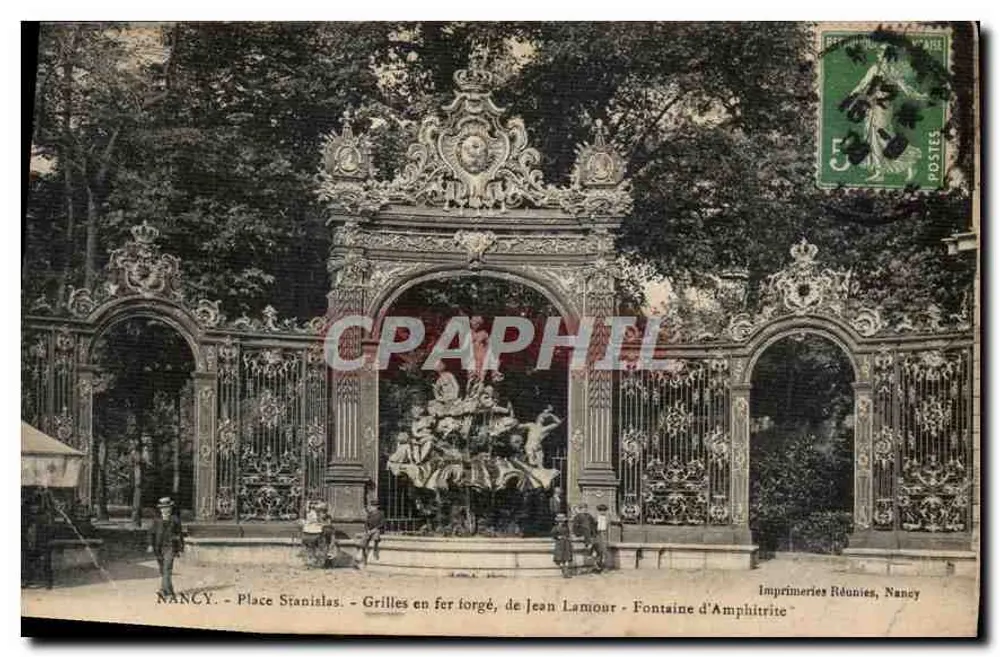 Nancy — Place Stanislas — Eisenwerk-Gitter von Jean Lamour — Fontaine d'Amphitrite - Vorderseite