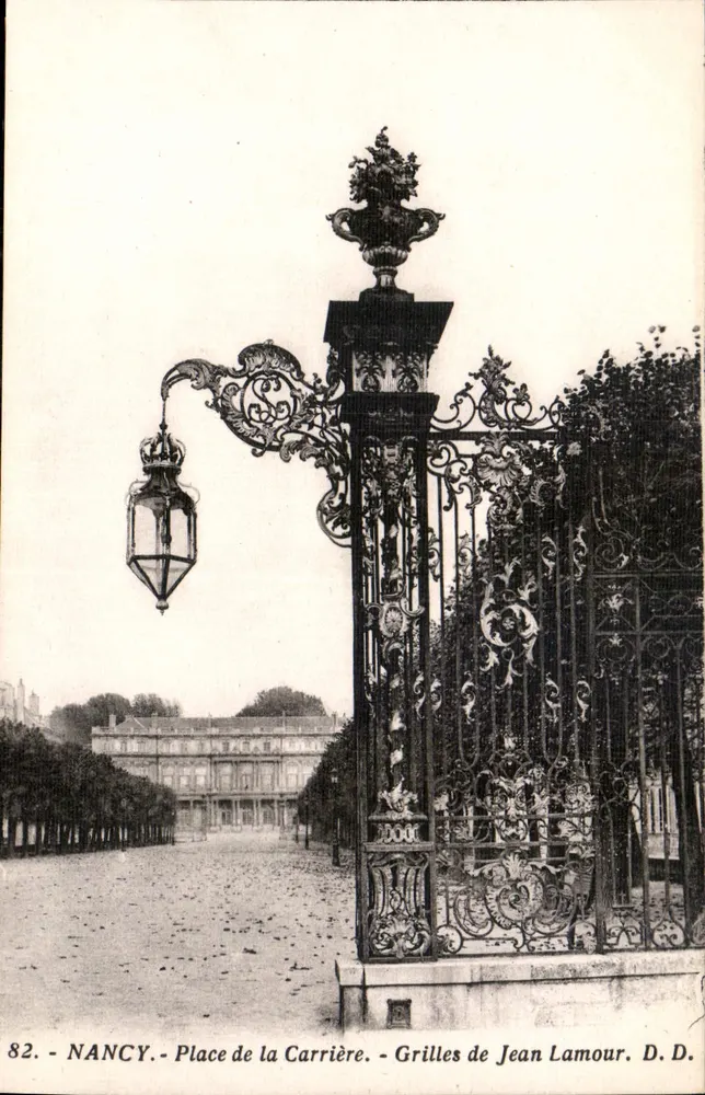 NANCY - Place de la Carrière - Gitter von Jean Lamour - Vorderseite