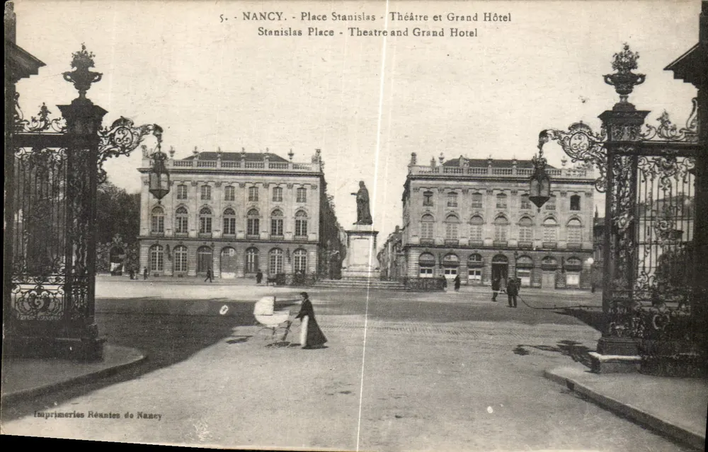 Nancy - Place Stanislas - Theater und Grand Hôtel — Imprimeries Réunies de Nancy, Nr. 5 - Vorderseite
