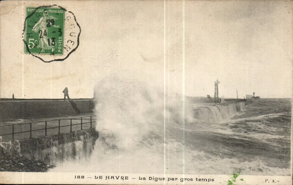 Le Havre — A Digue em tempestade — P.A. - Frente