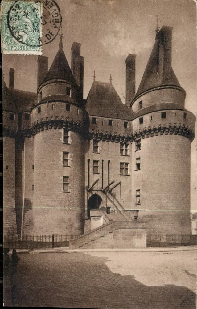 Langeais — Der Eingang zum Schloss — Die Levis-Brücke — LL - Vorderseite