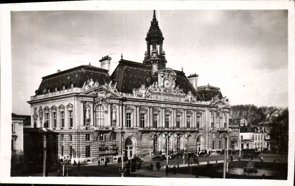 Tours - O Hotel de Ville — editor La Cicogne, n°37 - Frente