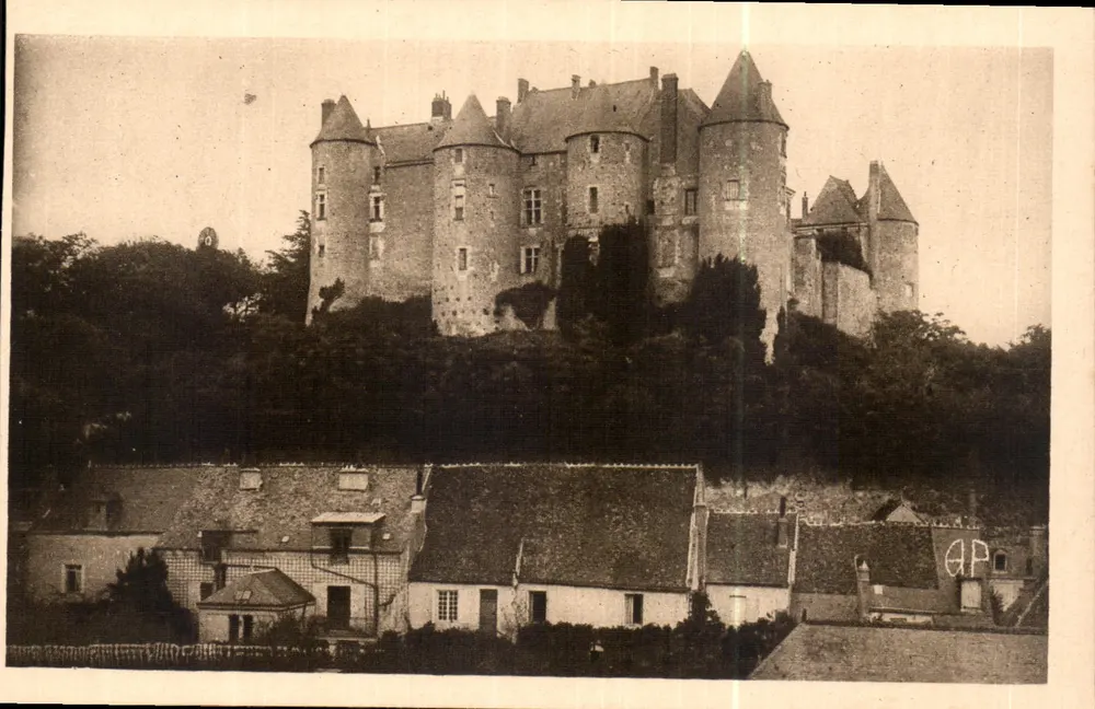 Schloss Luynes — Südwestfassade — E. DUPRÉ, Tours - Vorderseite