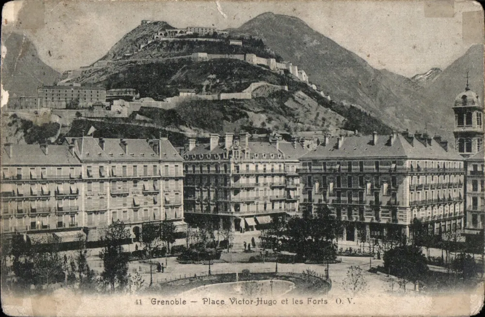 Grenoble — Place Victor-Hugo et les Forts — O.V. — n°41 - Vorderseite