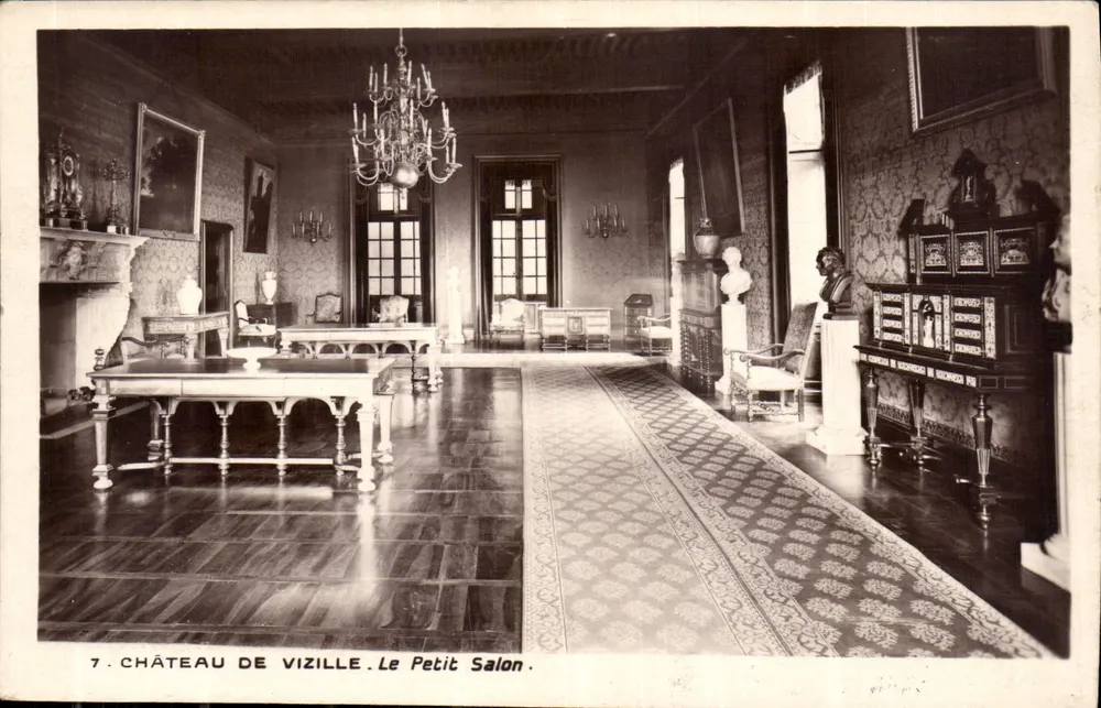 Castelo de Vizille — O Pequeno Salão — Edição dos Monumentos Históricos - Frente