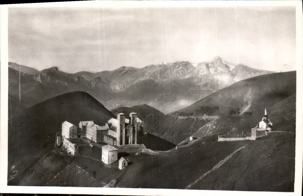 Notre-Dame de la SALETTE — Im Hintergrund, der Pic de l'Obiou (2793 m.) — Edition « La Cigogne » - Vorderseite