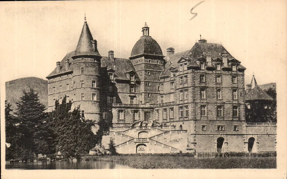 O Castelo visto do parque — Vizille — Imp. Levy et Mouchon, Paris - Frente