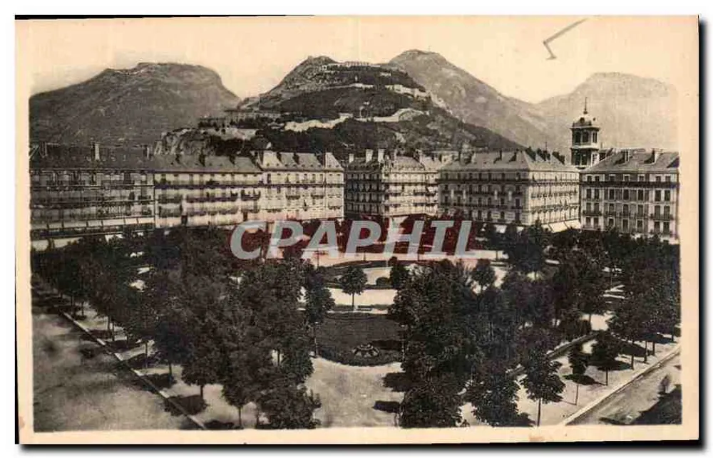 Grenoble — La Place Victor Hugo et les Forts — Verlag: Lévy et Neudan, Paris - Vorderseite