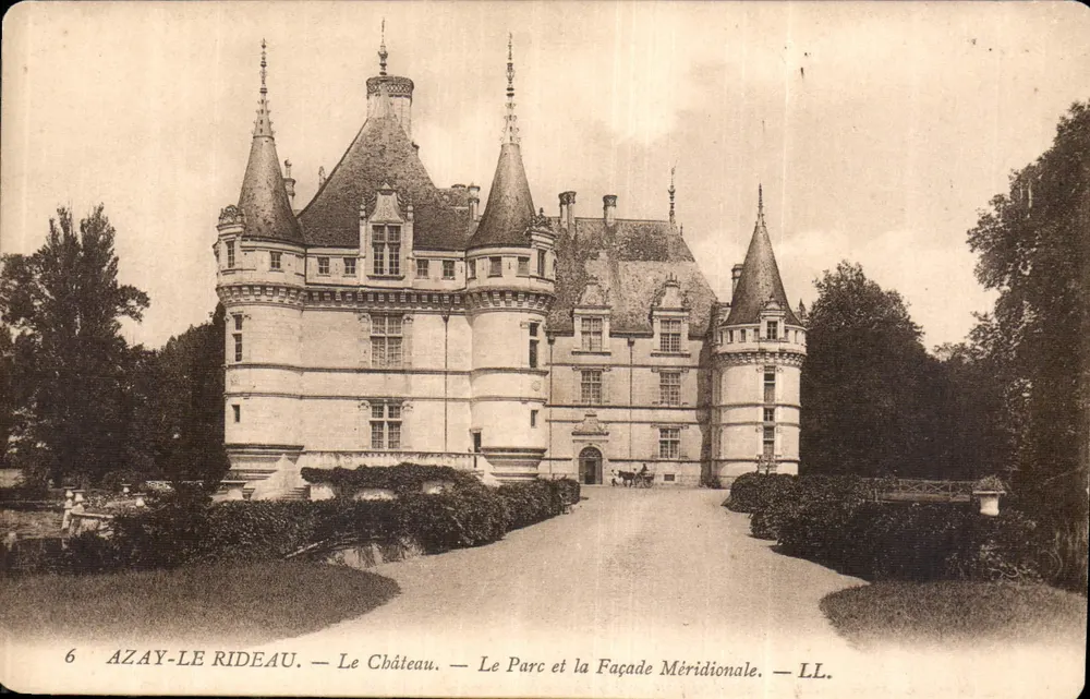 Azay-le-Rideau — Das Schloss. Der Park und die Südseite — LL. - Vorderseite