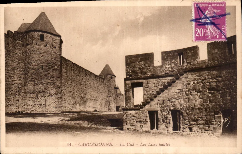 Carcassonne - A Cidade - As Lices Altas — Gaby, n°44 - Frente