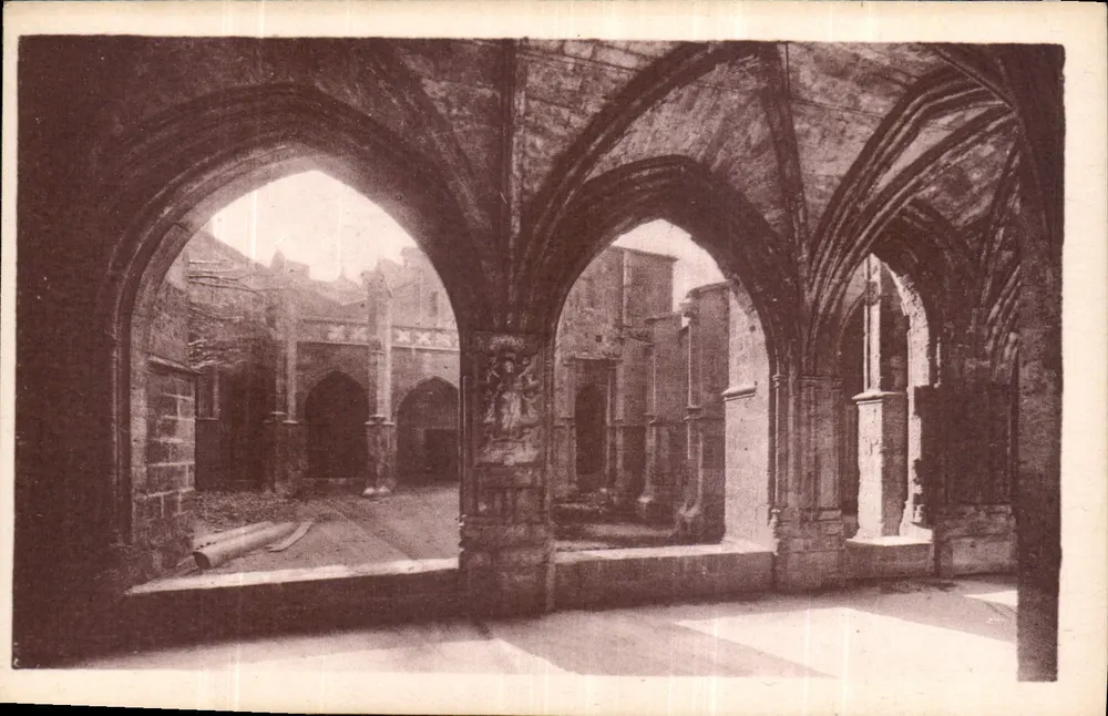 NARBONNE - Kathedrale St-Just - Flamboyant Cloister (14. und 15. Jahrhundert) - Vorderseite