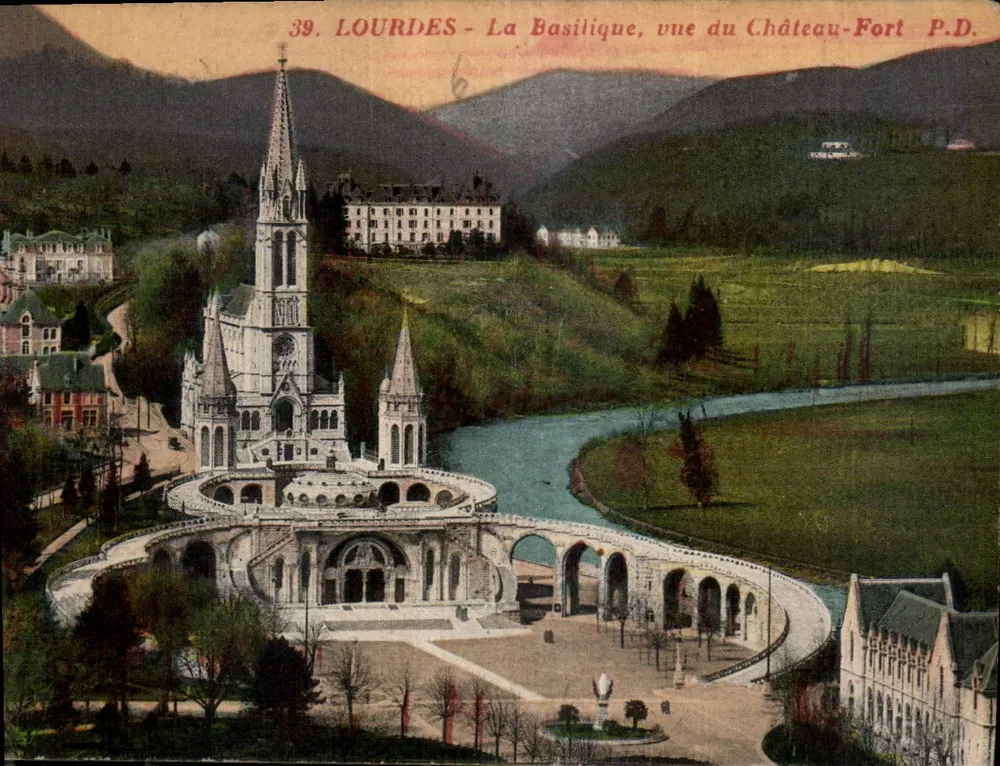 LOURDES - Die Basilika, Aussicht vom Château-Fort - P.D. n°39 - Vorderseite