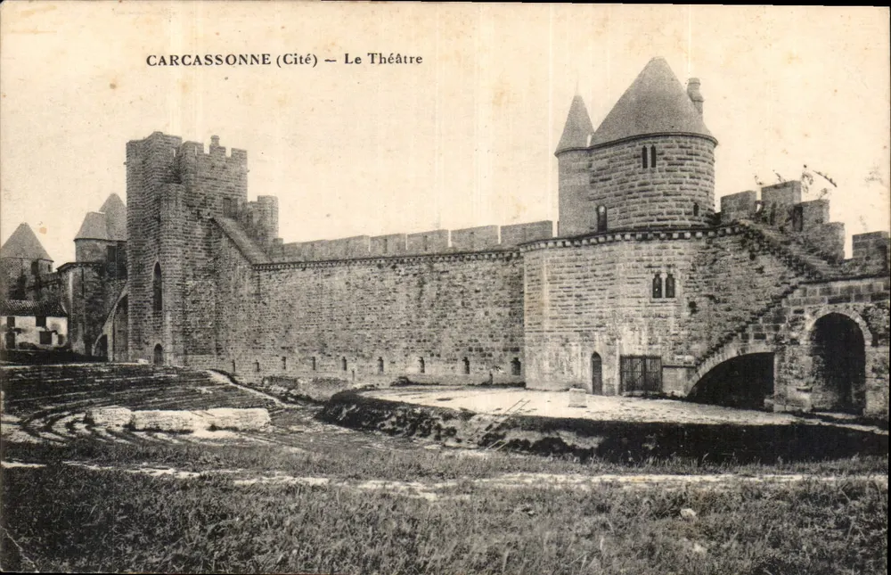 Carcassonne (Cité) — O Teatro - Frente