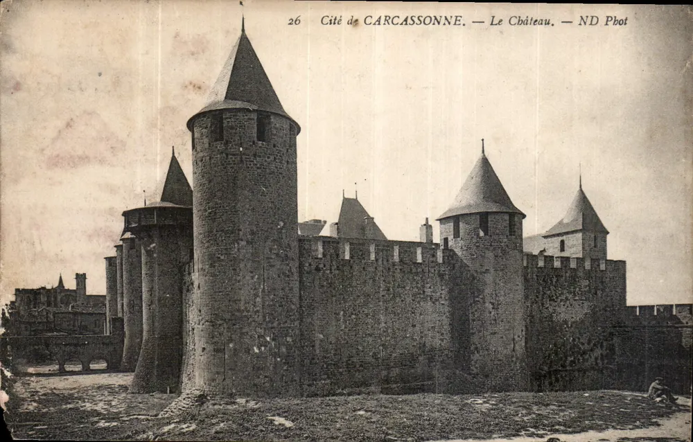 Cité de CARCASSONNE — O Castelo — ND Pbot - Frente