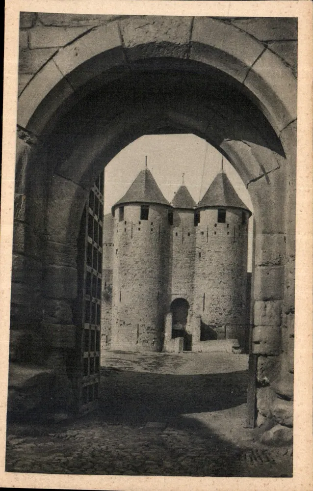 Cité van Carcassonne — Toegang tot het Kasteel — Uitgever Alexandre III, Parijs - Voorkant