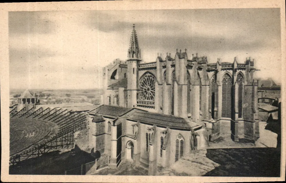 Cité de Carcassonne — Kirche Saint-Nazaire und das Theater — Serv. Commercial Monument Historiques, Paris - Vorderseite