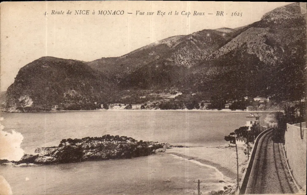 Rodovia de Nice a Mônaco — Vista sobre Èze e o Cabo Roxo — BR - 1625 - Frente