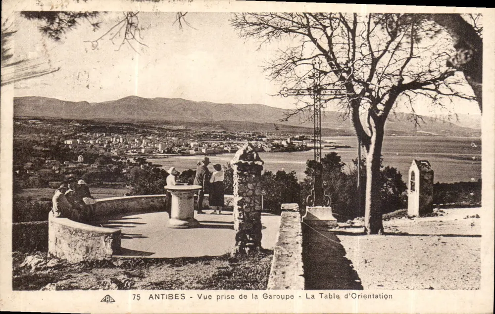Antibes - Ansicht von La Garoupe - Die Orientierungstafel - Vorderseite