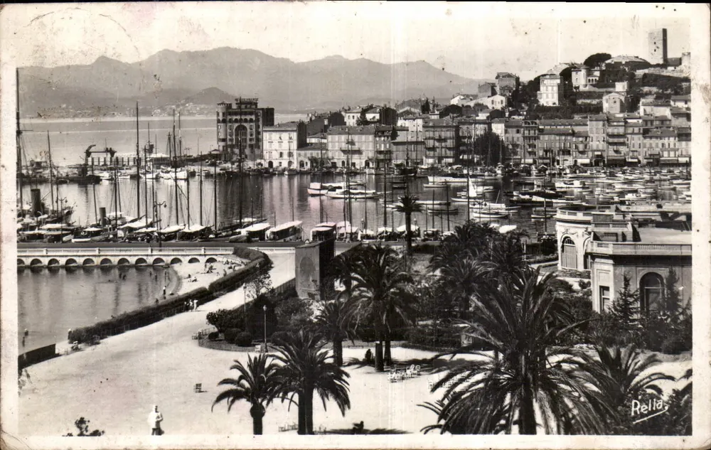Cannes — Die Gärten der Croisette und der Hafen — Cliché Rella - Vorderseite