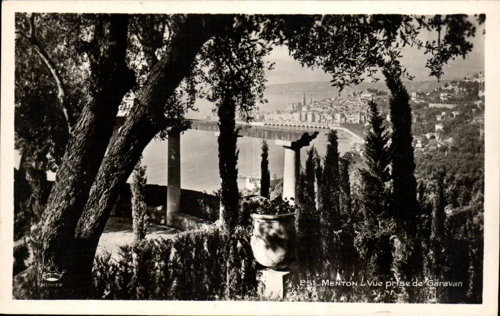 Saint-Menton — Vista tirada de Gé rav an — Edição Art Munler - Frente