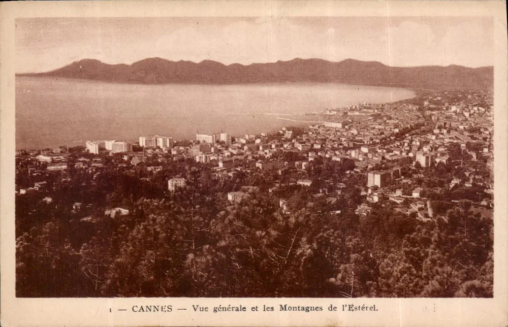 CANNES — Allgemeiner Blick und die Berge des Estérel — Unbekannter Verlag, Serie 1 - Vorderseite