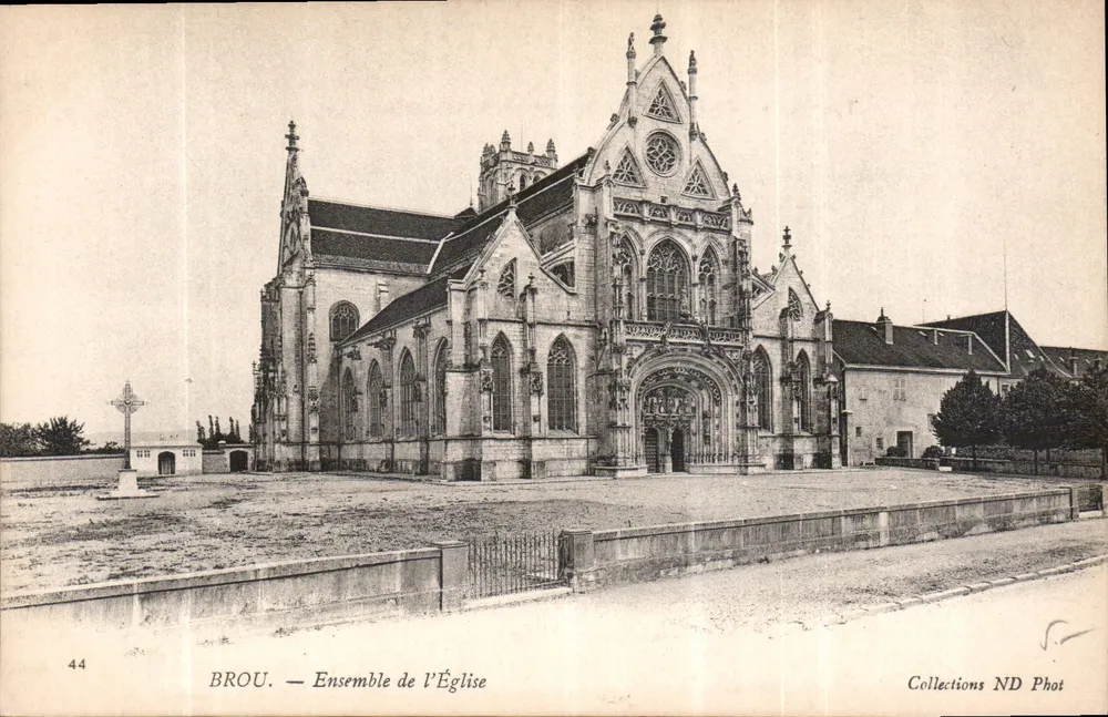 Brou — Conjunto da Igreja — Collections ND Phot - Frente