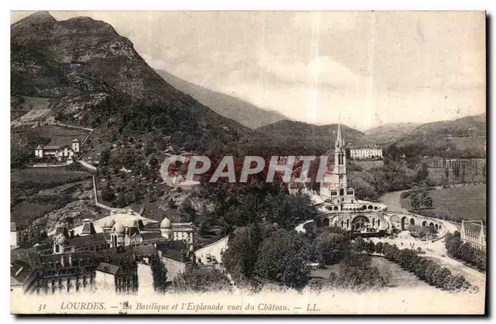 Lourdes — Die Basilika und die Esplanade von Schloss aus gesehen — LL. - Vorderseite