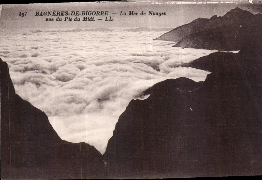Bagnères-de-Bigorre — Die Wolkenmeer vom Pic du Midi aus gesehen — LL — 197 - Vorderseite