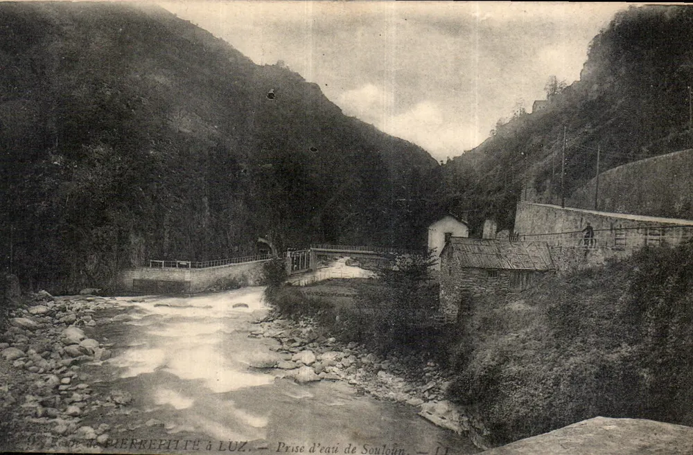 Rio de Pierrepitte em Luz — Tomada d'água de Souloin — Editor: Levvy Frères, Paris - Frente