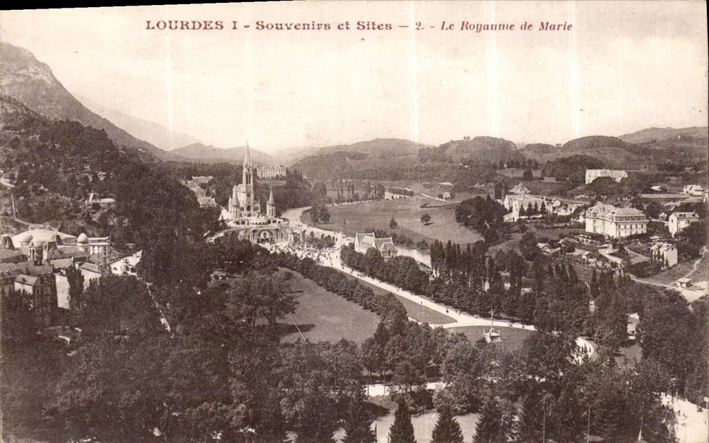 Lourdes I - Erinnerungen und Sehenswürdigkeiten - 2. - Das Königreich Marias - Vorderseite