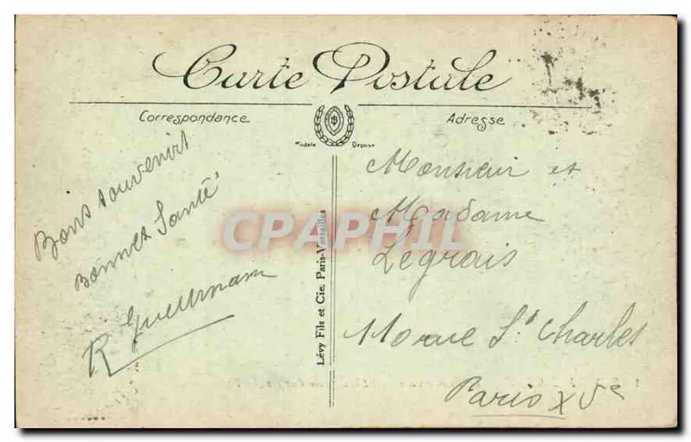 Fontainebleau — Das Schloss gesehen in Richtung des Karpfen-Teichs — I.I. - Rückseite