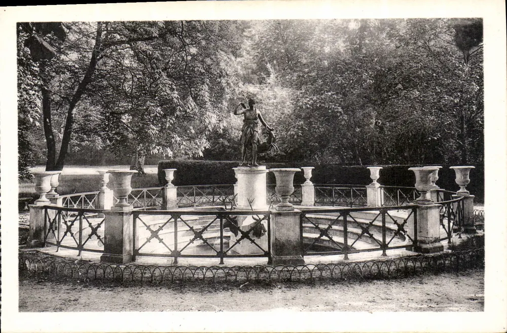 Schloss Fontainebleau — Fontaine de Diane — n°45 - Vorderseite