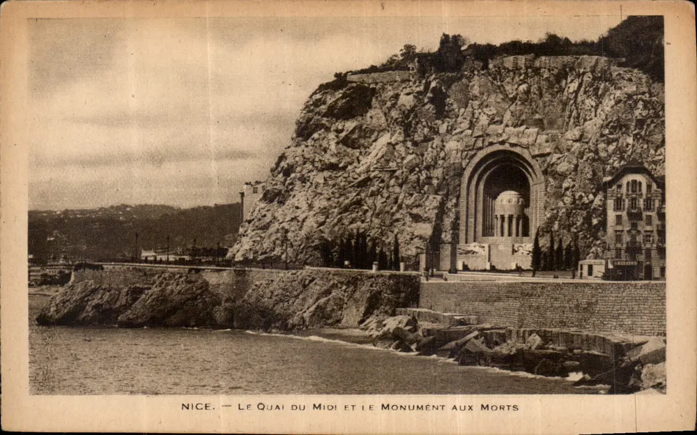 Nice — Le Quai du Midi und der Monument aux Morts - Vorderseite