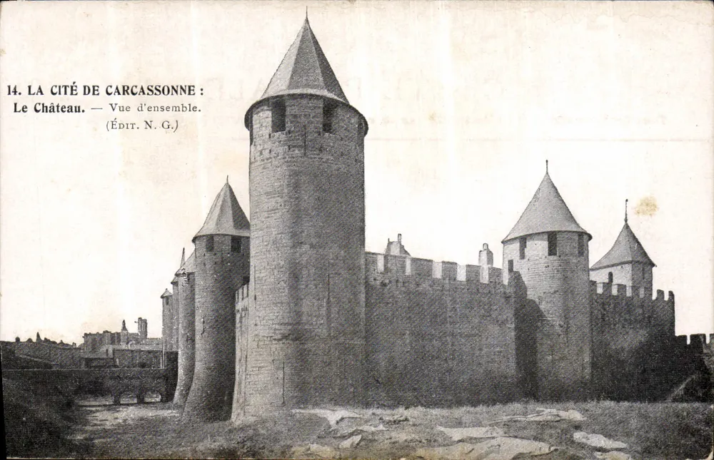Carcassonne — O Castelo — Vista geral — Ed. N.G. - Frente