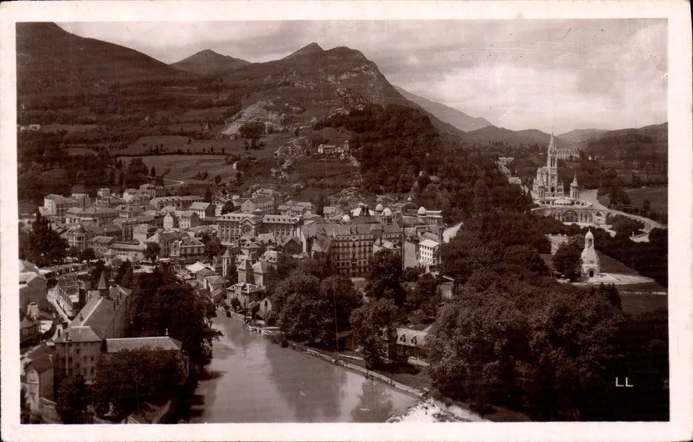 Lourdes — Allgemeiner Blick vom Schloss-Fort aus — Lévy et Neurdein Bémin, Druckerei Letellier, Paris - Vorderseite