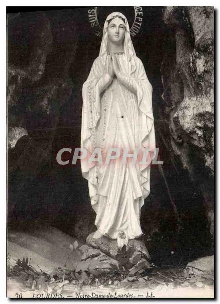 Nossa Senhora de Lourdes — estátua na gruta — LL - Frente