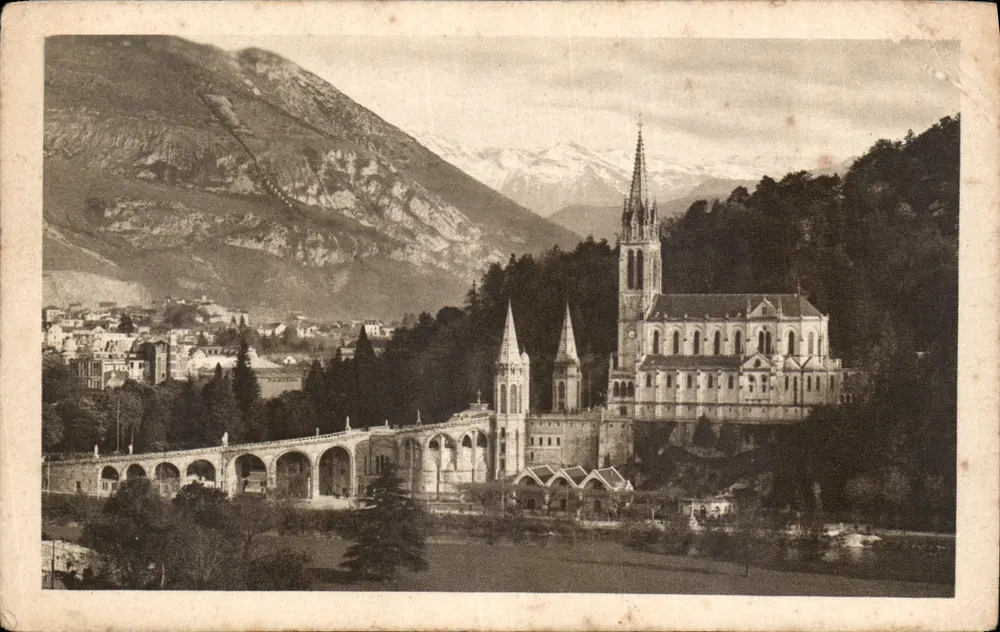Lourdes — La Basilica e il Pic du Jer — Edizione P. DOUCET, Lourdes, n°37 - Recto