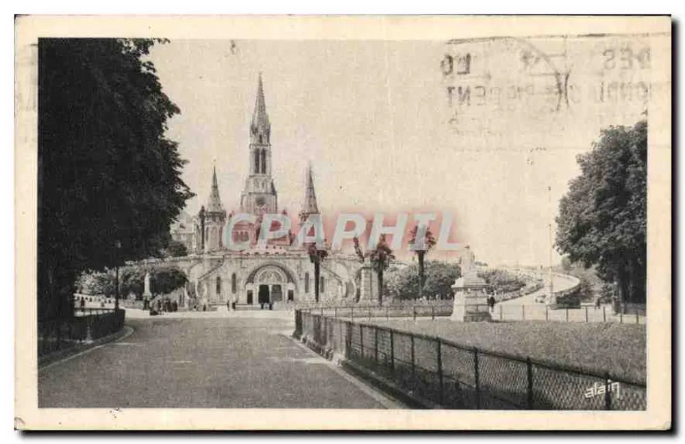 De Wereldwijde Basiliek van Lourdes — uitzicht vanaf de Esplanade — Edities van Kunst C. L. Ain - Voorkant