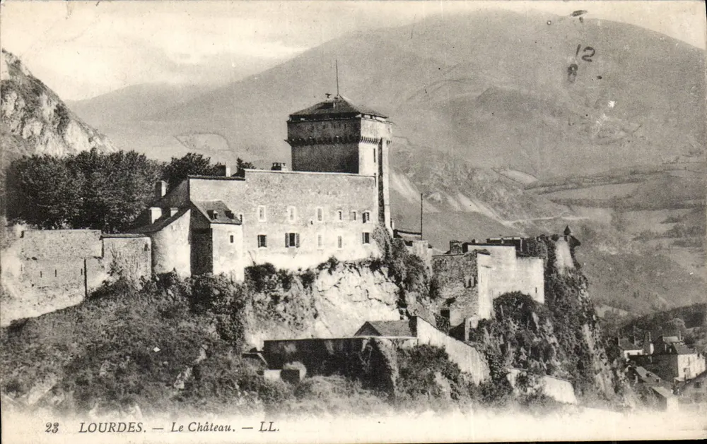 Lourdes — O Castelo — LL. - Frente