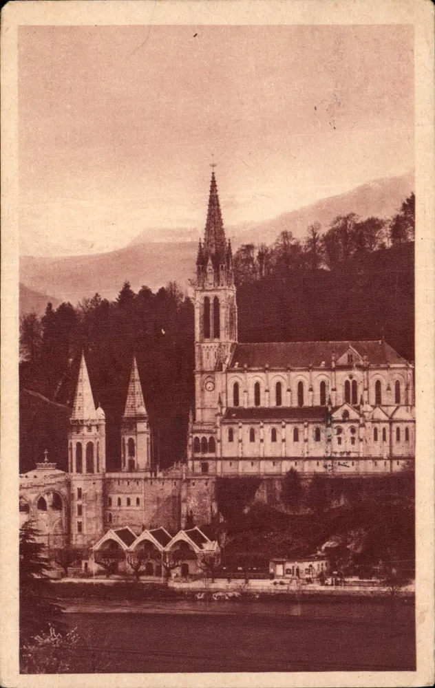 Lourdes - A Basílica — P.D. n°59 — Edição P. Doucet Lourdes - Frente
