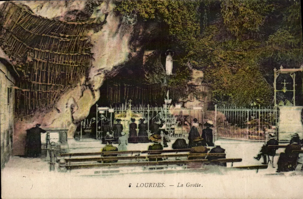 Lourdes — A Gruta — Edição F. Viron - Frente