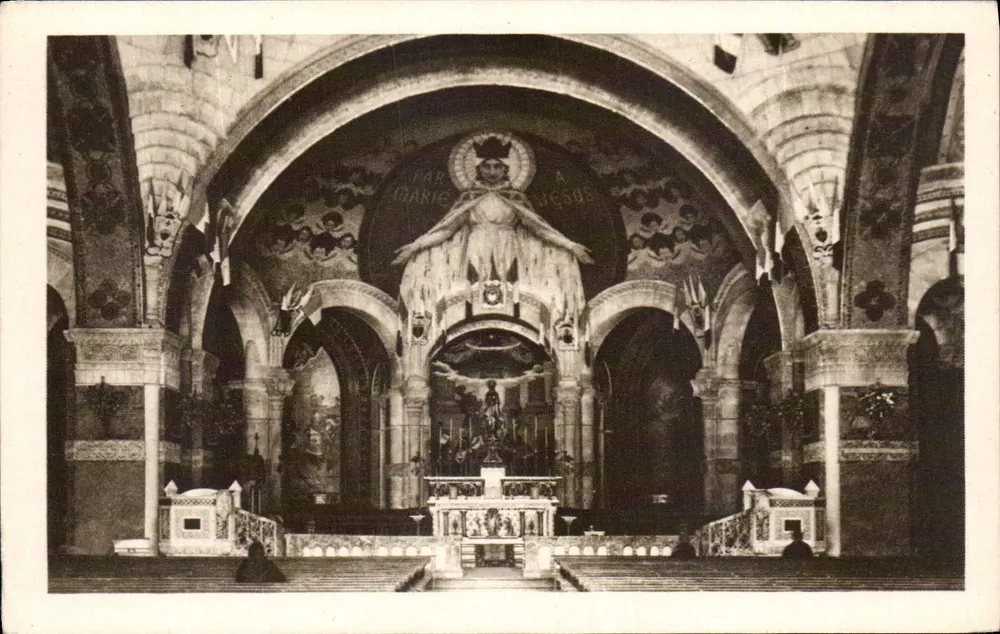 Lourdes — Kirche des Rosenkranzes: Der Hauptaltar — Edition P. DOUHET, Lourdes - Vorderseite