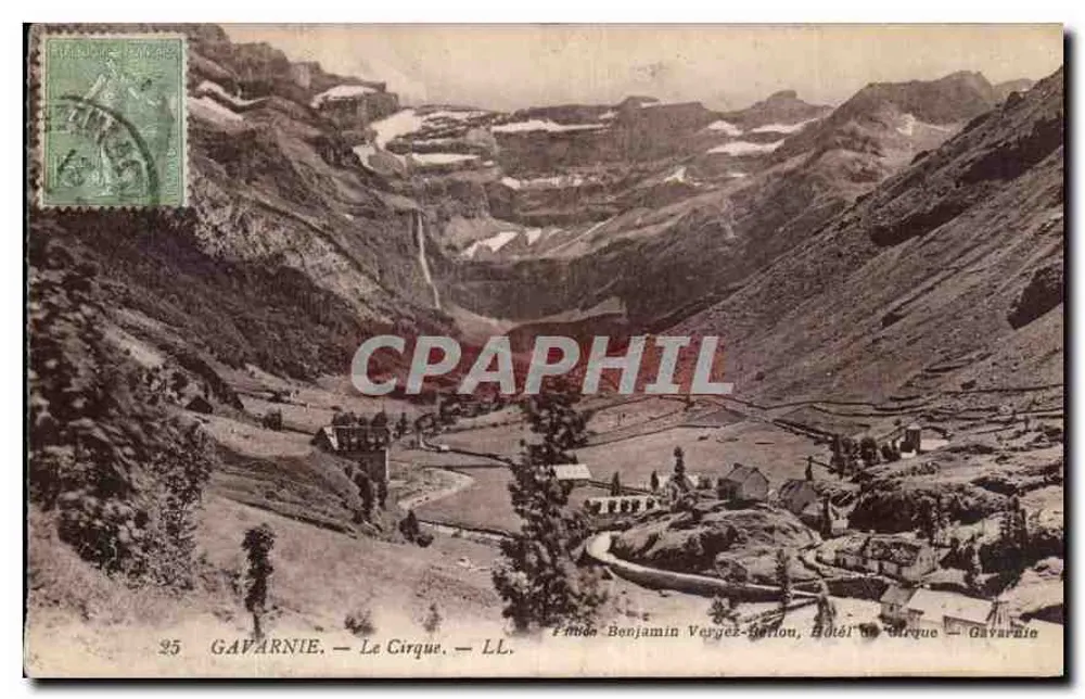 Gavarnie — O Circo — Editor Benjamin Verger-Berrou, Hotel do Circo - Frente